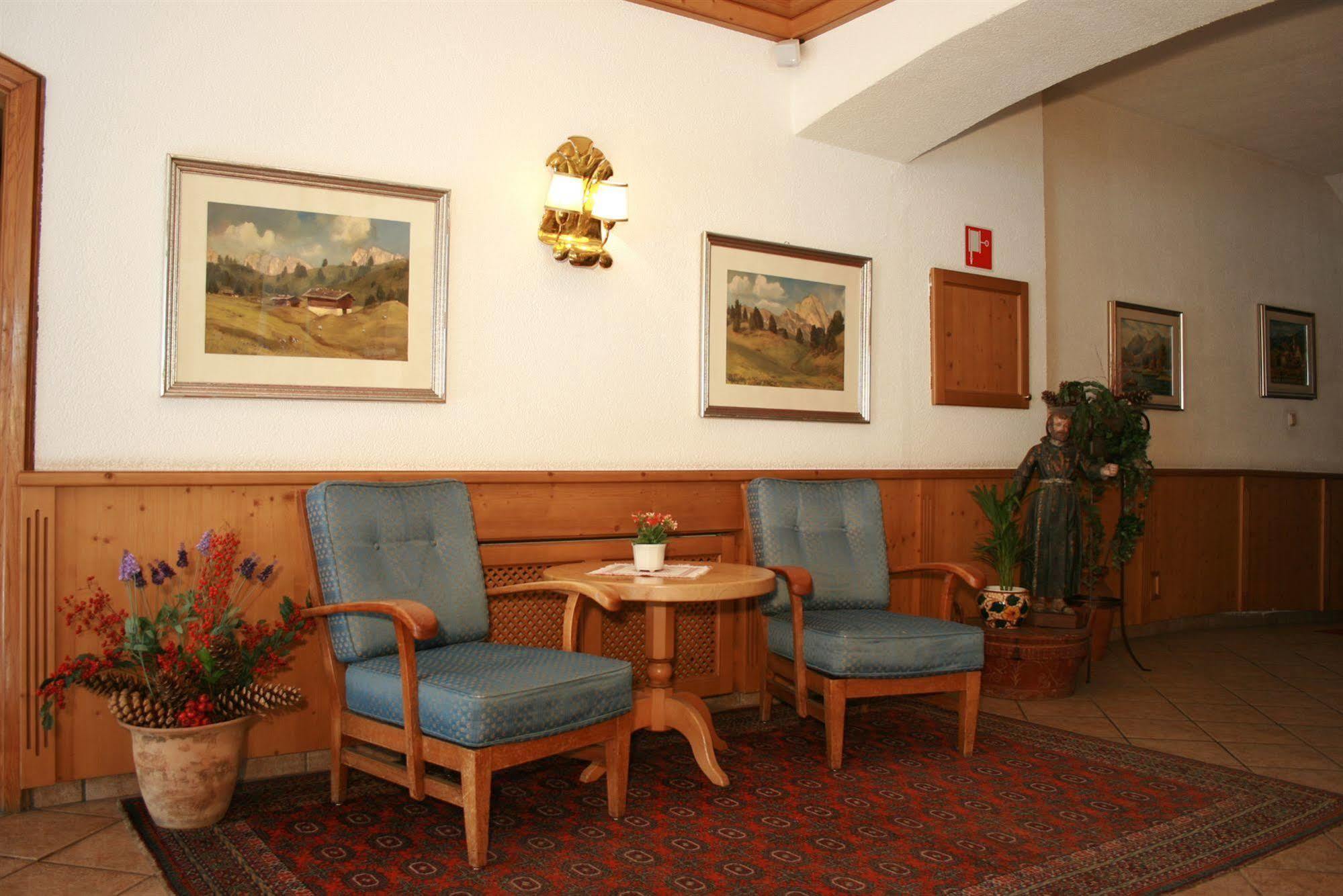 Hotel Dolomiti Madonna Ortisei Ngoại thất bức ảnh